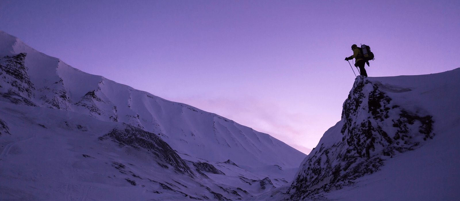 Travel and hospitality Hero scetion